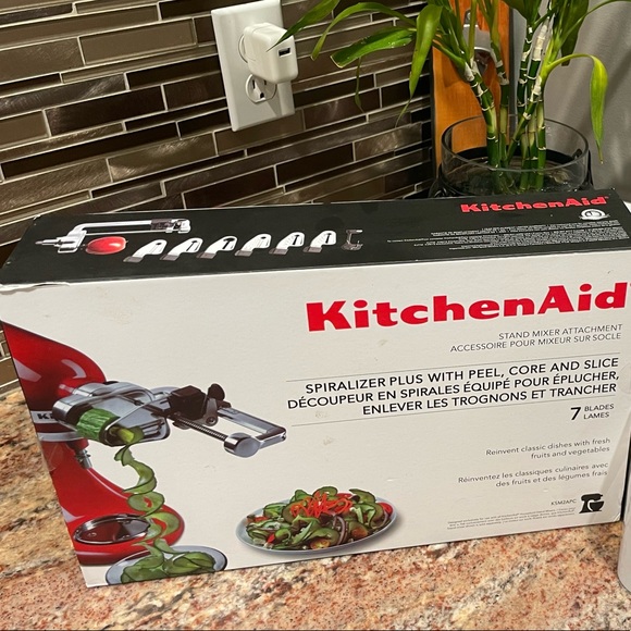 KitchenAid attachments spiralizer slicer core peeler processor dicer shredder - Picture 2 of 4